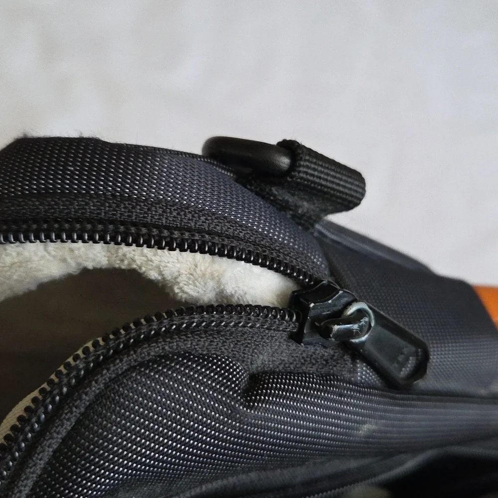 Tomtoc Black Laptop Bag Unisex